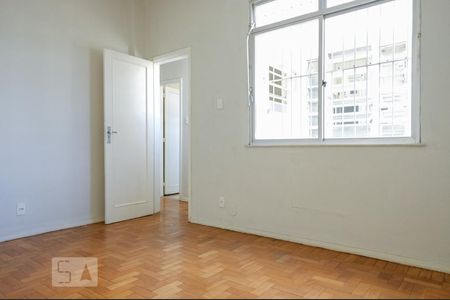 Quarto 2  de apartamento para alugar com 2 quartos, 70m² em Grajaú, Rio de Janeiro