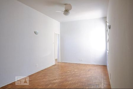 Apartamento para alugar com 2 quartos, 70m² em Grajaú, Rio de Janeiro