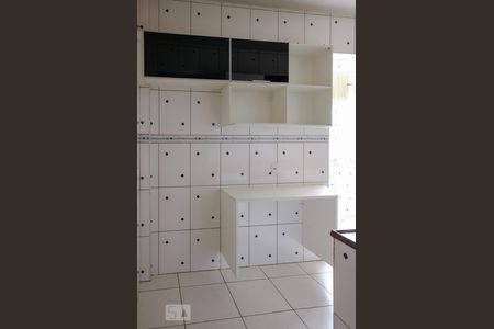 Apartamento à venda com 70m², 2 quartos e sem vagaCozinha