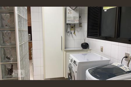 Apartamento à venda com 154m², 3 quartos e sem vagaLavanderia