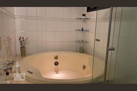 Apartamento à venda com 154m², 3 quartos e sem vagaBanheiro Suíte 1