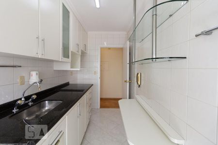 Apartamento para alugar com 55m², 2 quartos e 2 vagas Apartamento para alugar com 55m², 2 quartos e 2 vagasCozinha
