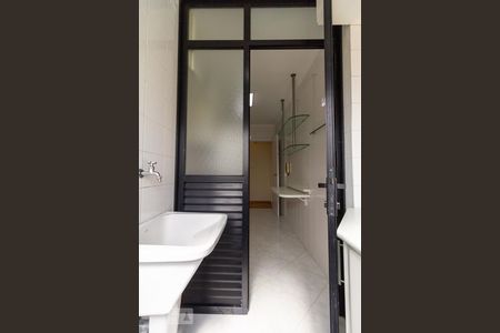 Apartamento para alugar com 55m², 2 quartos e 2 vagas Apartamento para alugar com 55m², 2 quartos e 2 vagasÁrea de Serviço