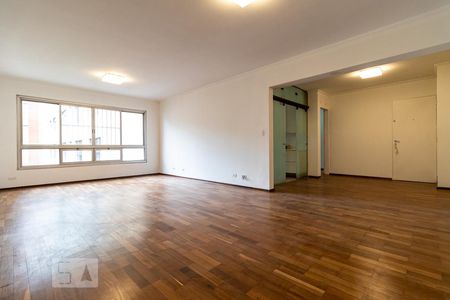 Sala de apartamento à venda com 3 quartos, 136m² em Cerqueira César, São Paulo