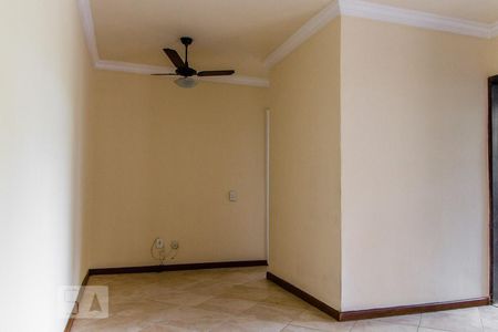 Apartamento à venda com 56m², 2 quartos e 1 vaga Apartamento à venda com 56m², 2 quartos e 1 vagaSala