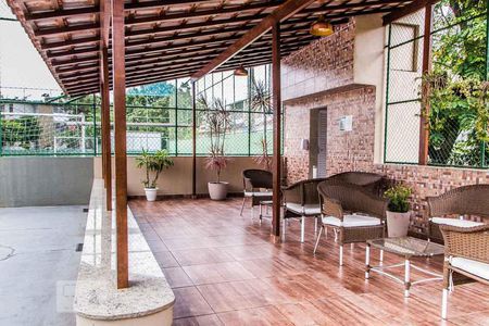 Apartamento à venda com 56m², 2 quartos e 1 vaga Apartamento à venda com 56m², 2 quartos e 1 vagaÁrea comum - Salão de festas