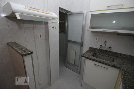Apartamento à venda com 75m², 2 quartos e 1 vagaCozinha