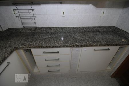 Apartamento à venda com 75m², 2 quartos e 1 vagaCozinha