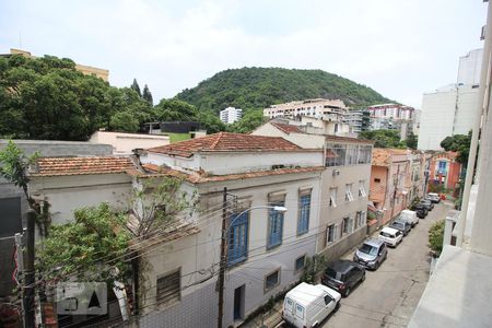 Apartamento à venda com 75m², 2 quartos e 1 vagaVista