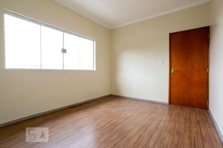 Casa à venda com 230m², 3 quartos e 8 vagasQuarto 2