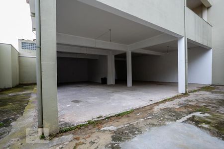 Casa à venda com 230m², 3 quartos e 8 vagasGaragem (Parte Inferior)
