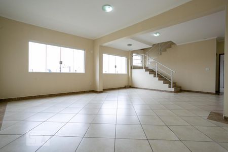Sala de casa à venda com 3 quartos, 230m² em Vila Aurora, São Paulo