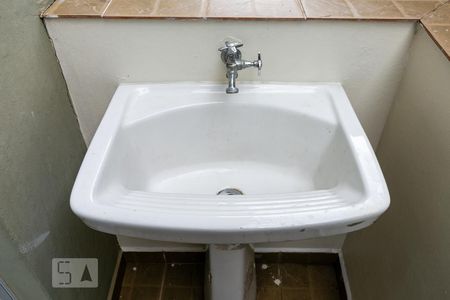 Casa à venda com 230m², 3 quartos e 8 vagasÁrea de Serviço