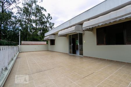 Casa à venda com 230m², 3 quartos e 8 vagasSacada dos Quarto