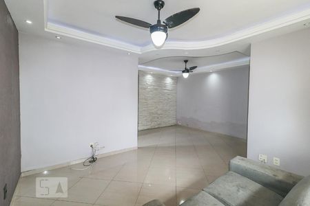 Sala de casa de condomínio para alugar com 3 quartos, 125m² em Pechincha, Rio de Janeiro