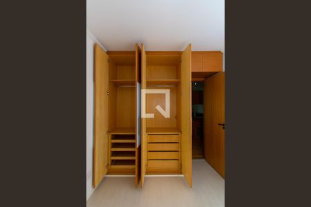 Apartamento à venda com 48m², 1 quarto e 1 vaga Apartamento à venda com 48m², 1 quarto e 1 vagaQuarto