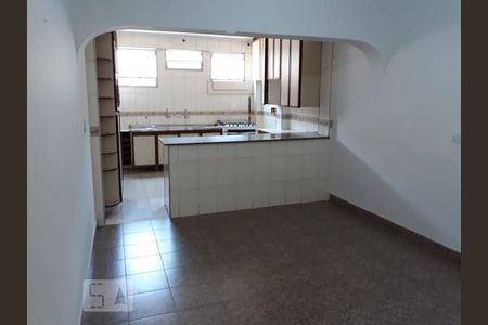 Sala de casa à venda com 3 quartos, 211m² em Parque Assunção, Taboão da Serra