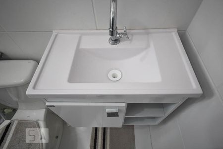 Detalhe do Banheiro de apartamento para alugar com 2 quartos, 41m² em Vila Andrade, São Paulo