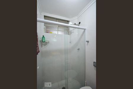 Banheiro de apartamento para alugar com 2 quartos, 42m² em Sumarezinho, São Paulo