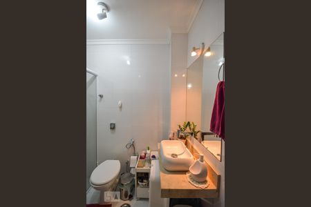 Banheiro de apartamento para alugar com 2 quartos, 42m² em Sumarezinho, São Paulo