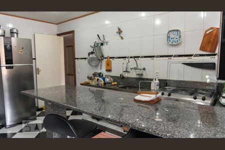 Apartamento à venda com 100m², 2 quartos e 1 vagaCozinha