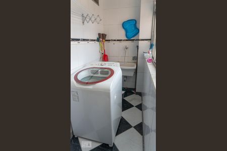 Apartamento à venda com 100m², 2 quartos e 1 vagaÁrea de Serviço