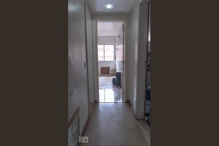 Apartamento à venda com 100m², 2 quartos e 1 vagaCorredor