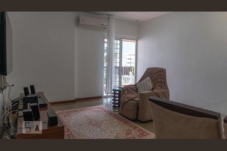 Apartamento à venda com 100m², 2 quartos e 1 vagaSala