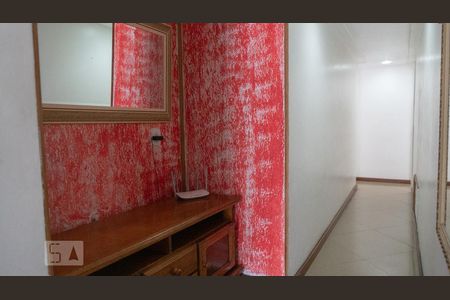 Apartamento à venda com 100m², 2 quartos e 1 vagaCorredor