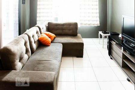 Sala de casa à venda com 3 quartos, 110m² em Vila Ré, São Paulo