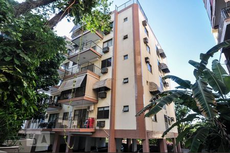 Apartamento para alugar com 72m², 2 quartos e 1 vaga Apartamento para alugar com 72m², 2 quartos e 1 vagaFachada do Condomínio