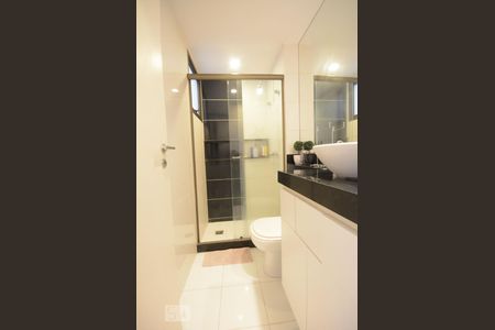 Apartamento para alugar com 72m², 2 quartos e 1 vaga Apartamento para alugar com 72m², 2 quartos e 1 vagaBanheiro Social