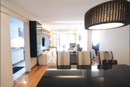 Sala de apartamento para alugar com 2 quartos, 72m² em Freguesia de Jacarepaguá, Rio de Janeiro