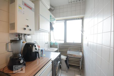 Apartamento para alugar com 72m², 2 quartos e 1 vaga Apartamento para alugar com 72m², 2 quartos e 1 vagaCozinha e Área de Serviço