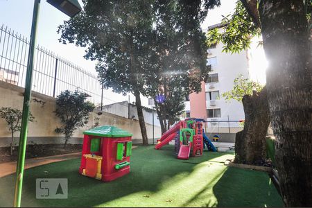 Apartamento para alugar com 72m², 2 quartos e 1 vaga Apartamento para alugar com 72m², 2 quartos e 1 vagaÁrea Comum