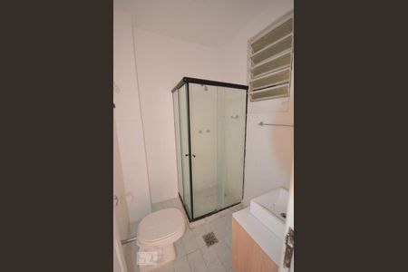 Banheiro  de apartamento para alugar com 1 quarto, 37m² em Flamengo, Rio de Janeiro