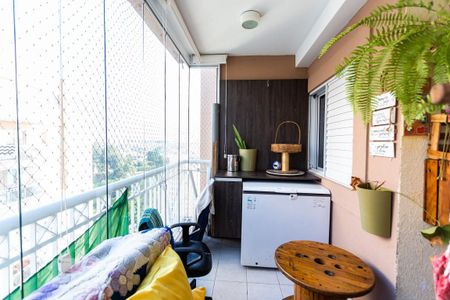 Apartamento à venda com 170m², 4 quartos e 3 vagas Apartamento à venda com 170m², 4 quartos e 3 vagasVaranda