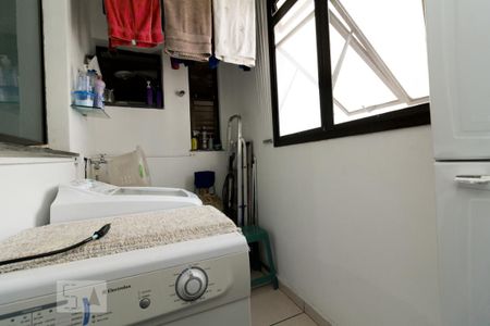 Apartamento à venda com 80m², 3 quartos e 1 vaga Apartamento à venda com 80m², 3 quartos e 1 vagaÁrea de Serviço