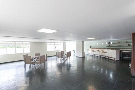 Apartamento para alugar com 45m², 1 quarto e 1 vagaÁrea comum - Salão de festas