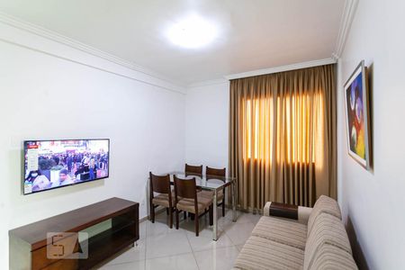 Sala de apartamento para alugar com 1 quarto, 45m² em Lourdes, Belo Horizonte