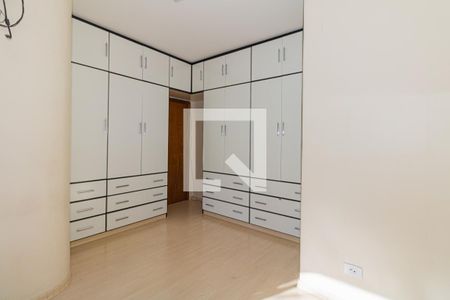 Casa à venda com 230m², 3 quartos e 4 vagas Casa à venda com 230m², 3 quartos e 4 vagasSuíte