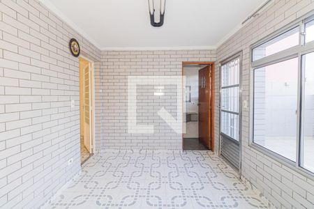 Casa à venda com 230m², 3 quartos e 4 vagas Casa à venda com 230m², 3 quartos e 4 vagasSala da Garagem