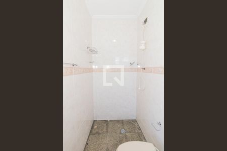 Casa à venda com 230m², 3 quartos e 4 vagas Casa à venda com 230m², 3 quartos e 4 vagasBanheiro da Garagem
