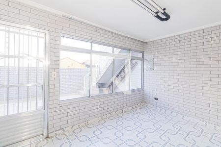 Casa à venda com 230m², 3 quartos e 4 vagas Casa à venda com 230m², 3 quartos e 4 vagasSala da Garagem