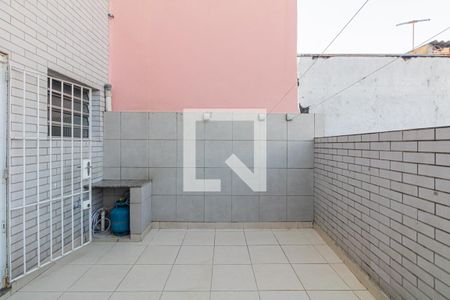 Casa à venda com 230m², 3 quartos e 4 vagas Casa à venda com 230m², 3 quartos e 4 vagasQuintal
