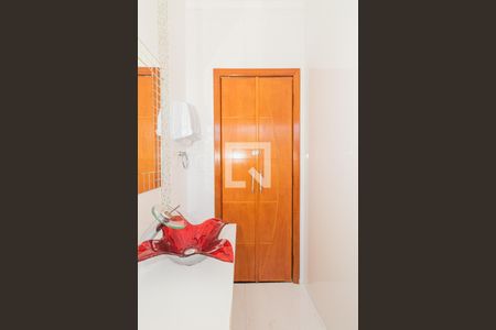 Casa à venda com 230m², 3 quartos e 4 vagas Casa à venda com 230m², 3 quartos e 4 vagasLavabo