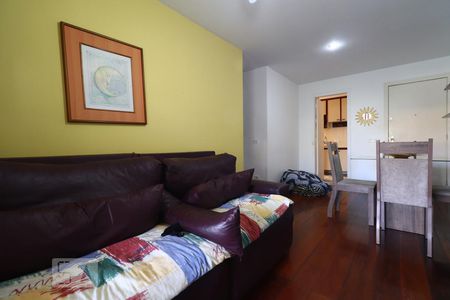 Apartamento à venda com 100m², 3 quartos e 1 vagaSala