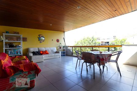 Apartamento à venda com 100m², 3 quartos e 1 vaga