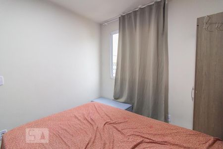 Quarto 2 de apartamento para alugar com 2 quartos, 40m² em Pinheirinho, Curitiba