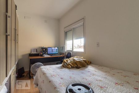 Dormitório de casa à venda com 2 quartos, 78m² em Jardim Carvalho, Porto Alegre